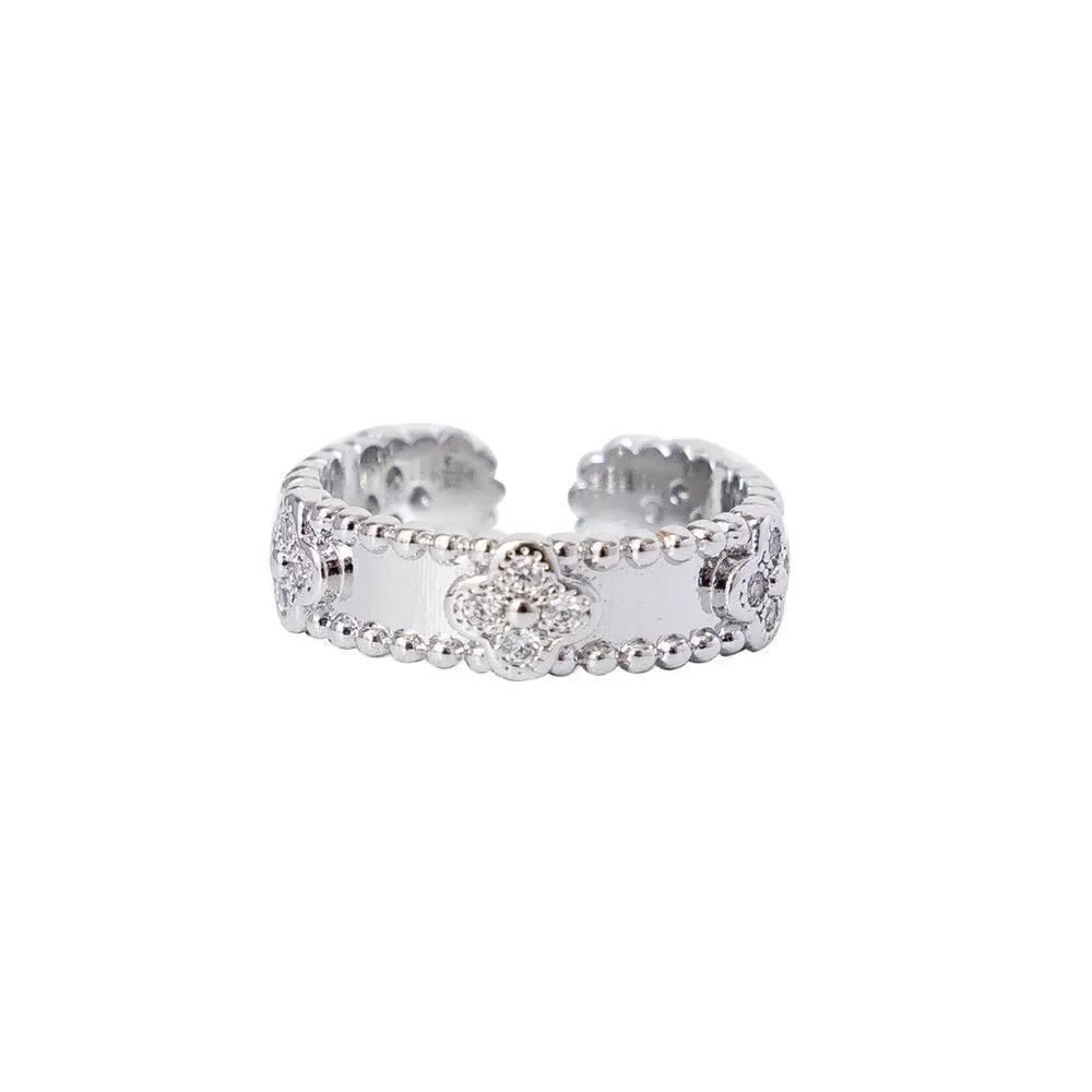 Diamond Flower ring M614 - Picture 1 of 4